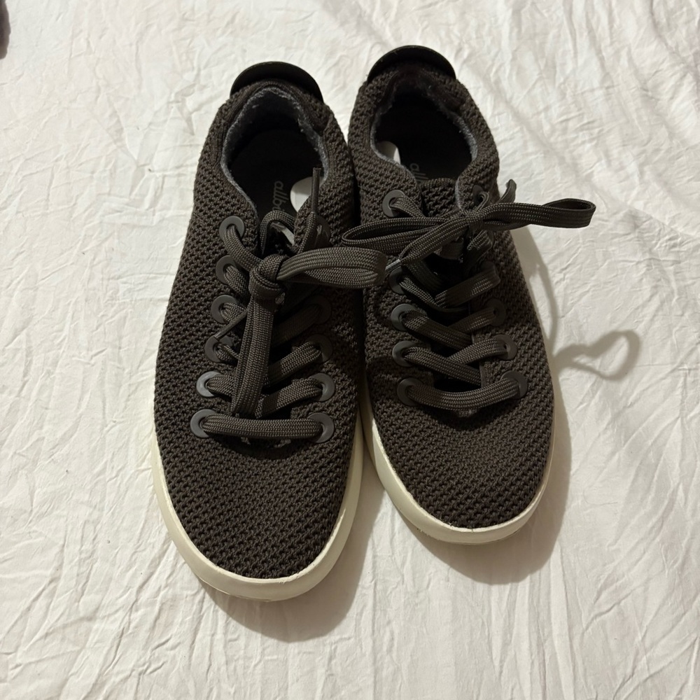 Women’s allbirds gray casual sneaker size 7